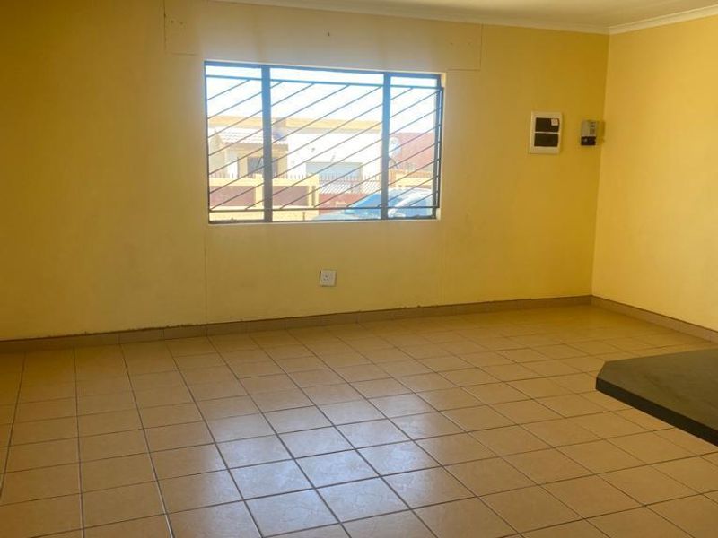 House For Sale In Okahandja, Extension 9, Smarties - Photo 2