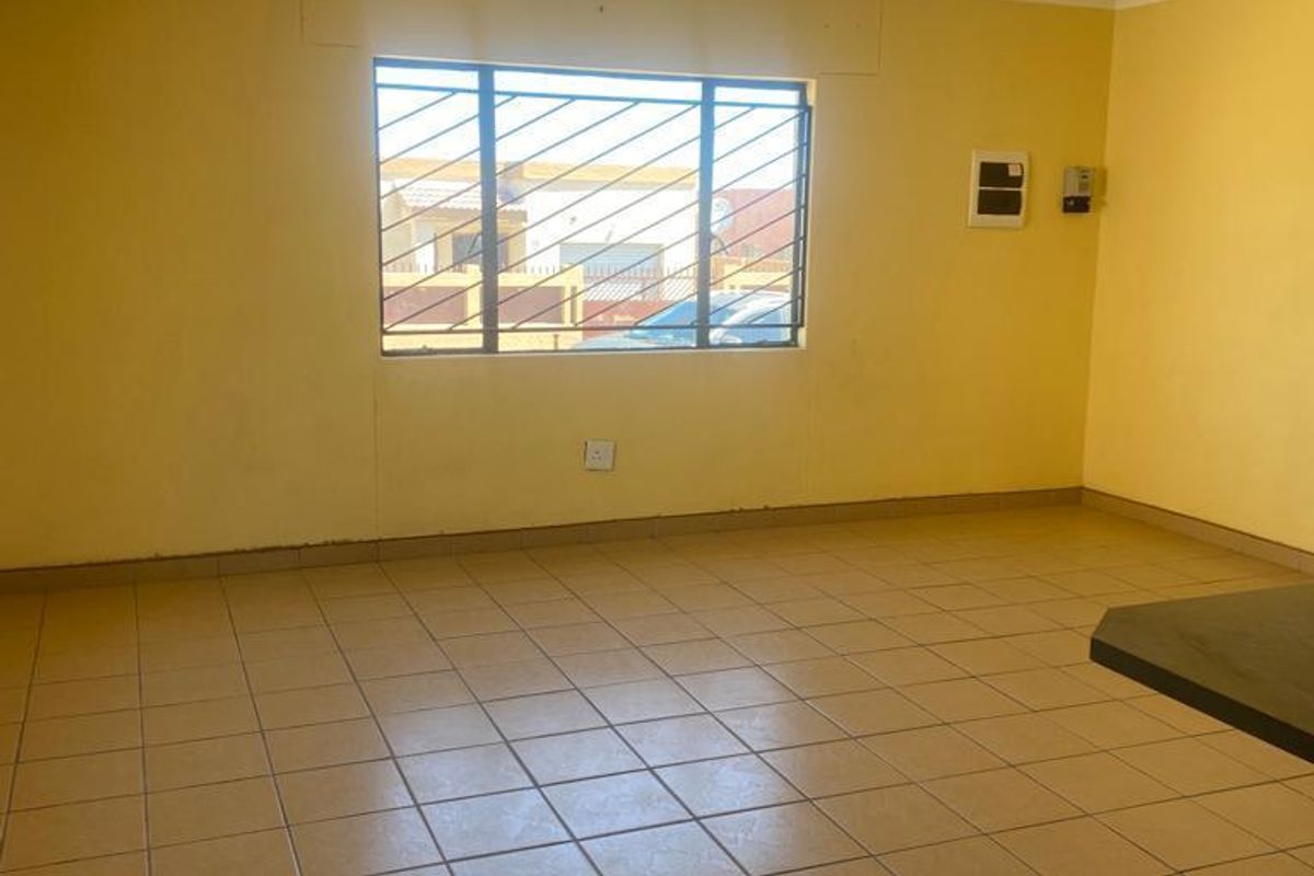 House For Sale In Okahandja, Extension 9, Smarties - Photo 2