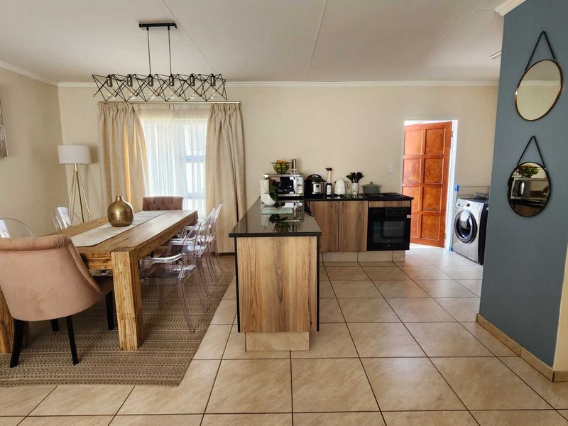House For Sale in Magaliesburg Country Estate - Photo 4