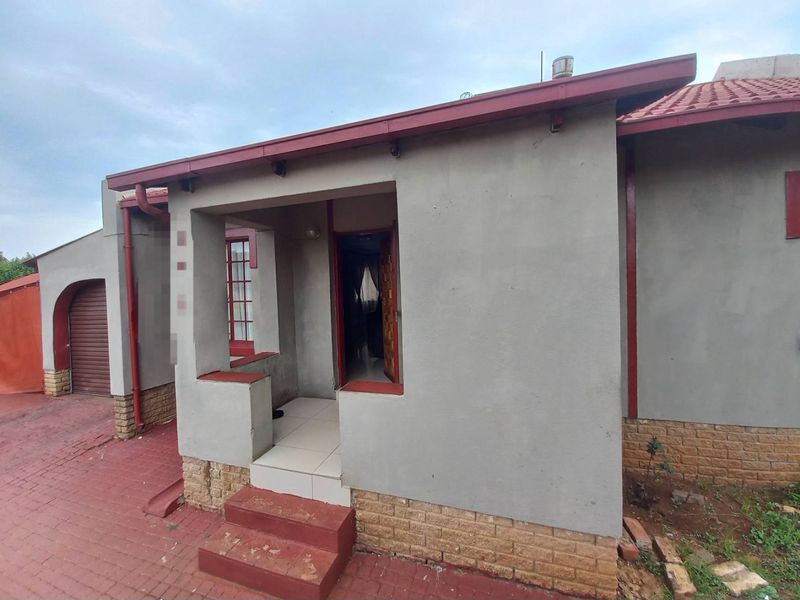 Two Bedrooms house for sale in Elandspoort - Photo 3