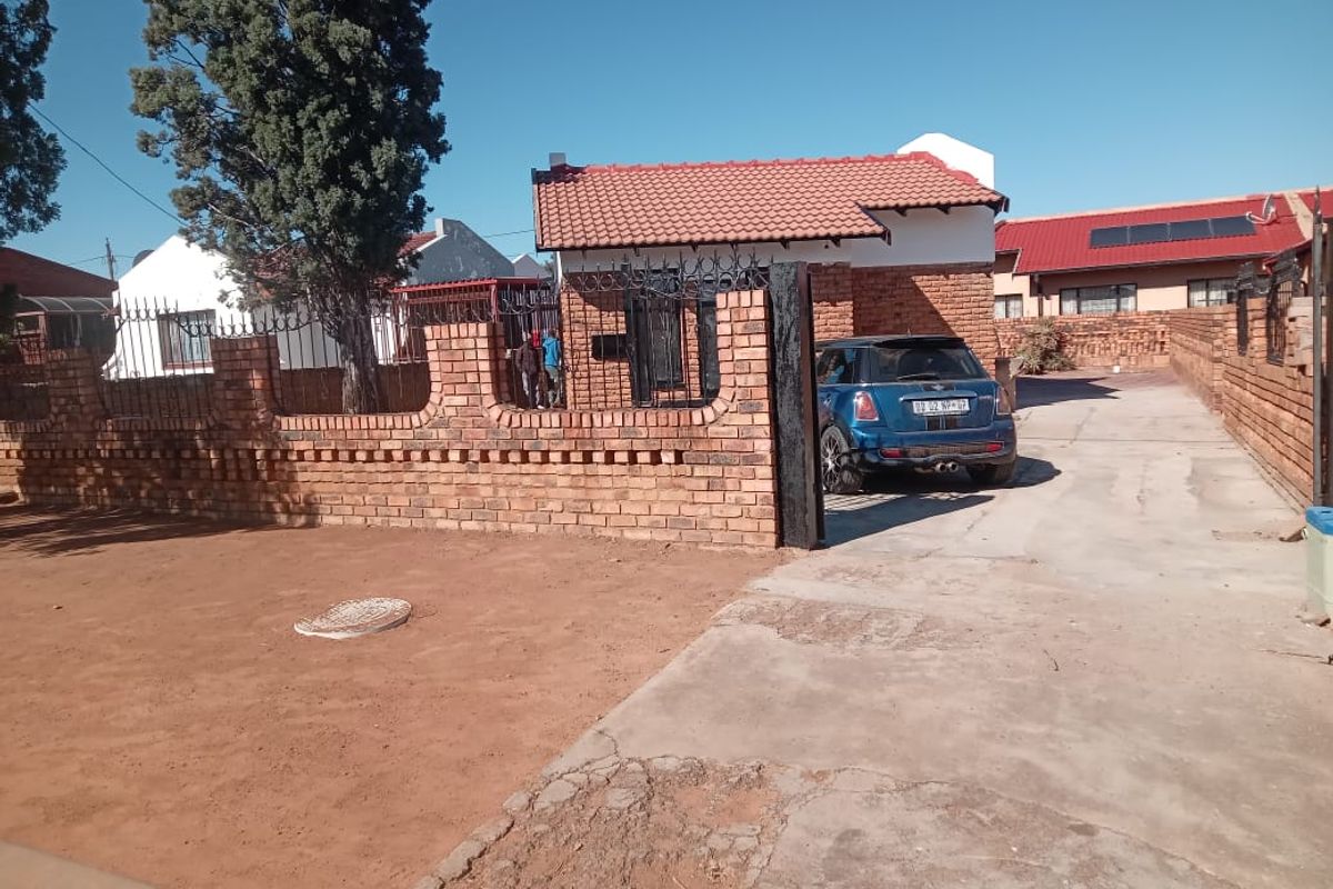 3 bedrooms house for sale in Winterveld - Photo 2