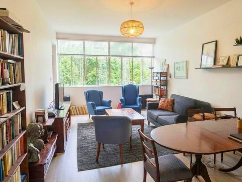 One-Bedroom, Two-Bathroom Apartment for Sale - Photo 4