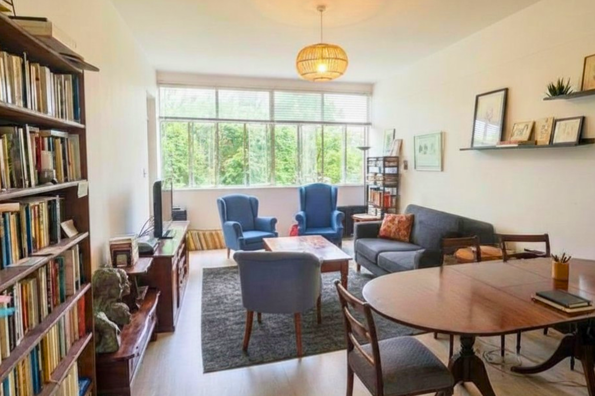 One-Bedroom, Two-Bathroom Apartment for Sale - Photo 4