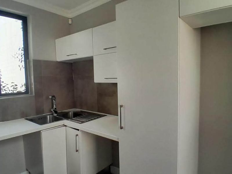 Klein Windhoek- To Let-N$55 000 - Photo 10