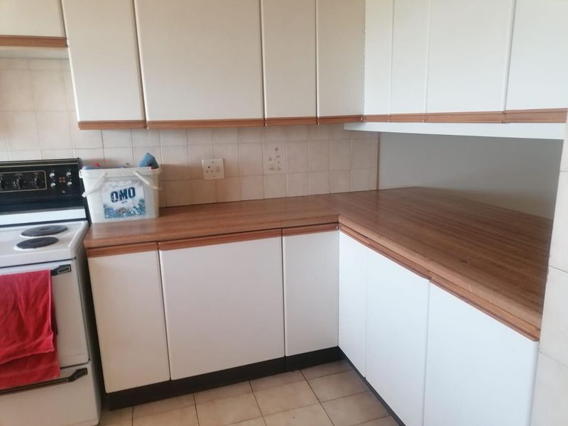 2 Bedroom Top unit in Faerie Glen for Sale - Photo 9