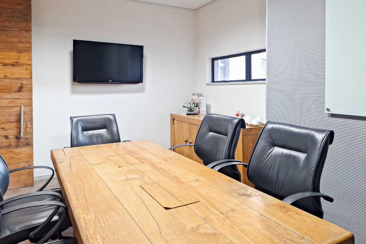 Flexible coworking memberships in Regus Lynnwood Bridge - Photo 4