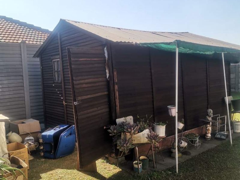 4 Bedroom House For Sale in Vanderbijlpark CE3 - Photo 10
