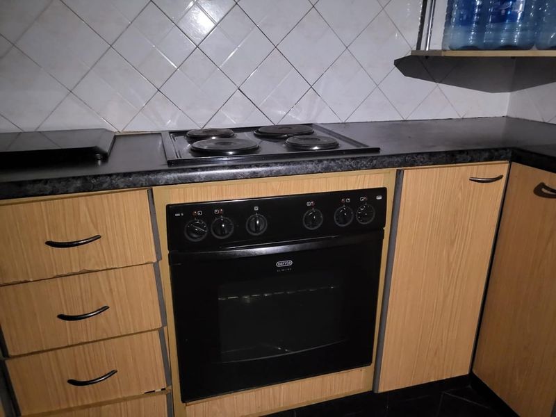 FOR SALE 2 BEDROOM GROUND FLOOR FLAT IN SHALLCROSS - Photo 6