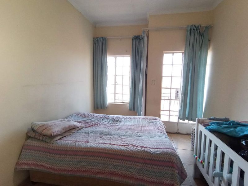 1 Bedroom apartment in NORKEM PARK EXT 2 - Photo 6