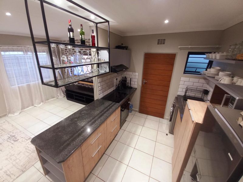 Three bedrooms house for sale in Capital View Estate - Photo 8