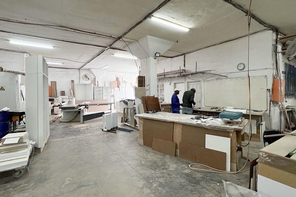 Industrial For Sale in Glen Anil - Photo 3