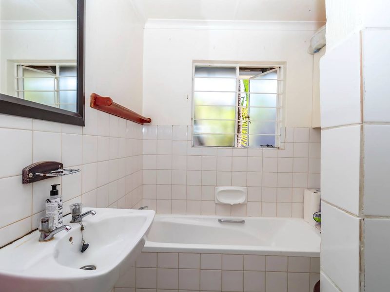 2 Bedroom apartment availble for sale - Photo 7