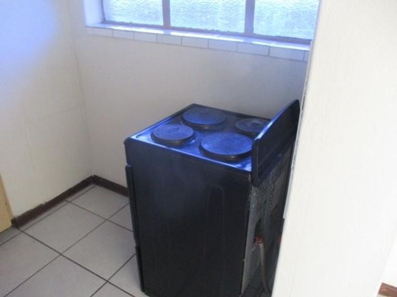 1 BEDROOM FLAT TO RENT IN PRETORIA WEST - Photo 6
