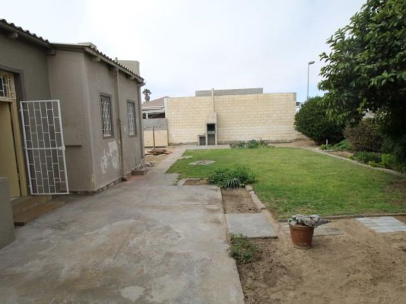 Ocean on your doorstep - Photo 3