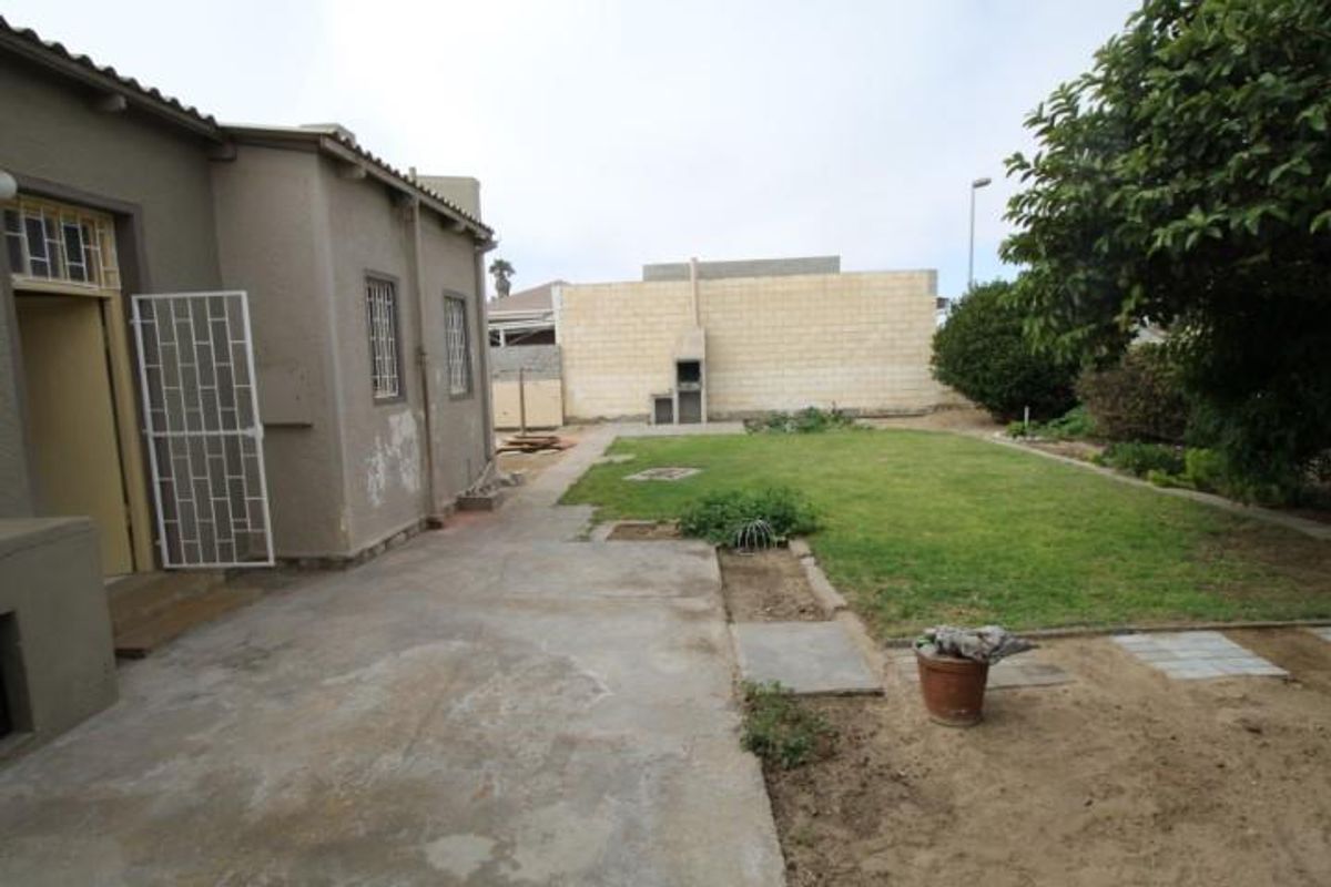 Ocean on your doorstep - Photo 3