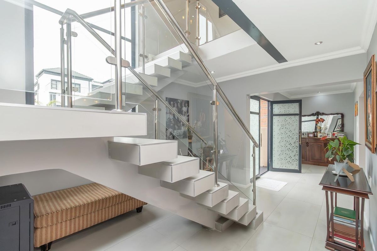 Modern Family Home Designed for Comfort & Entertaining - Photo 4