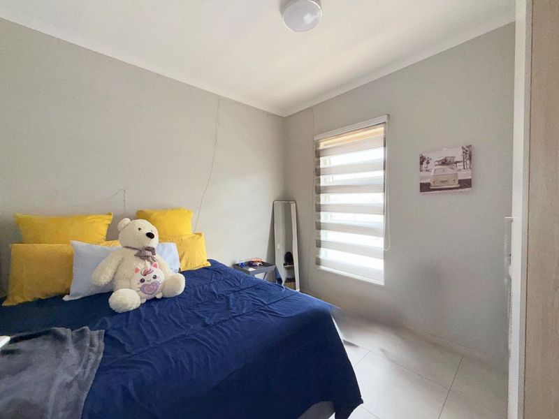 First-Time Buyer’s Dream: Modern 1-Bedroom Gem! - Photo 10