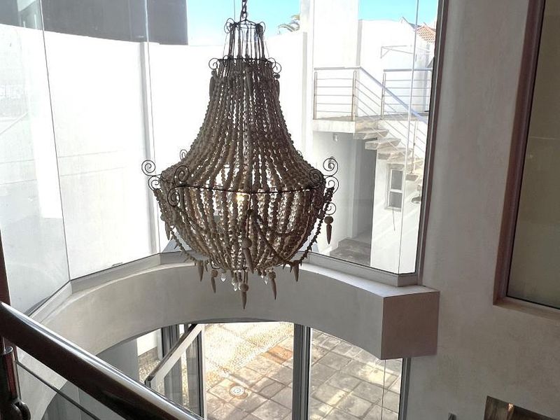 BEACHFRONT HOUSE - Photo 7