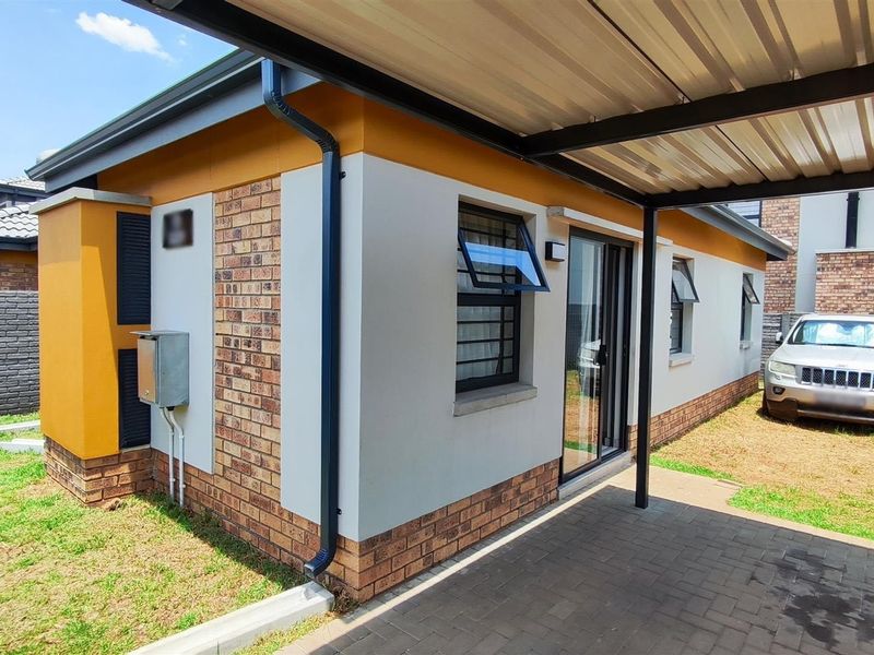 House For Sale in Albertsdal, Alberton - Photo 2