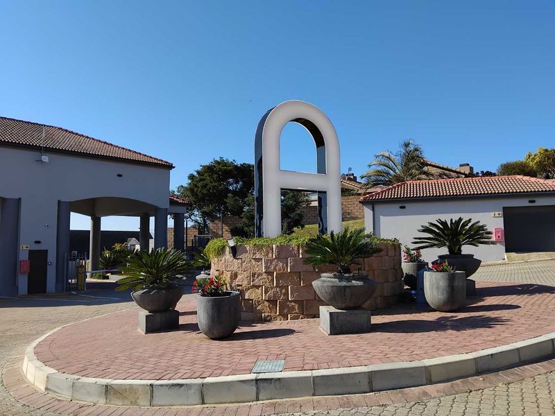 Prime Vacant Land in Prestigious Avonddans Country Estate - Photo 9