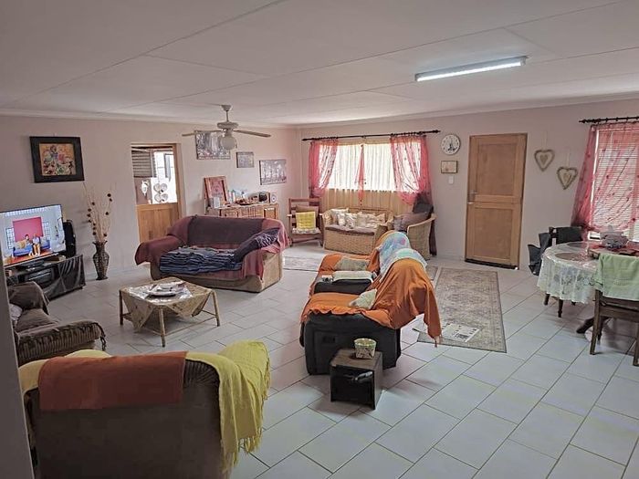 Property #2488191, House For Sale in Keetmanshoop Central