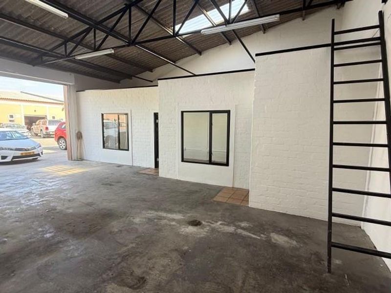 Warehouse to let, Industrial Swakopmund - Photo 3