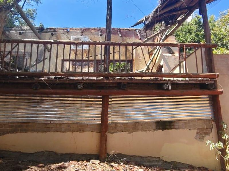 "DIY Enthusiasts: Rebuild in a Serene Greenbelt Setting!" - Photo 7