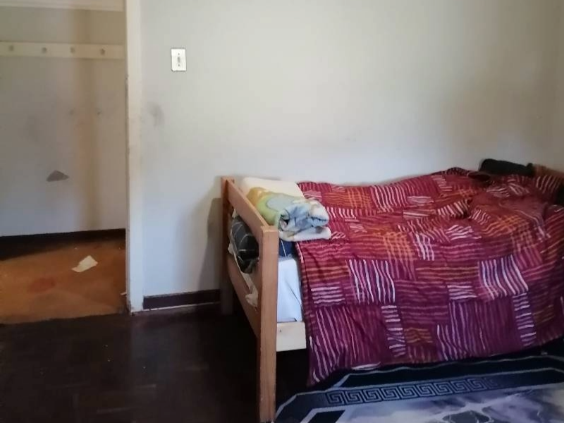 4 Bedroom home with 4 Garages and 1cottage - Photo 8