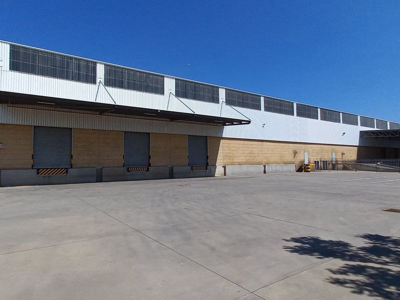 4 626m2 Gosforth Park Warehouse To Let - Photo 6