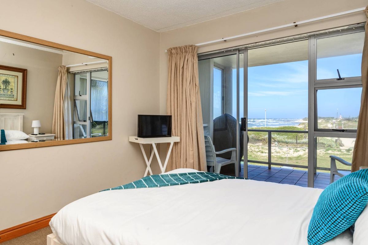 Uninterrupted Views! - Photo 2