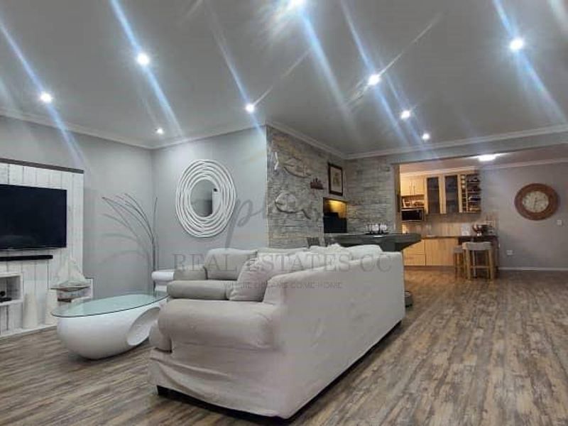 Fully Furnished Dual Living Home – Ocean View - Photo 3