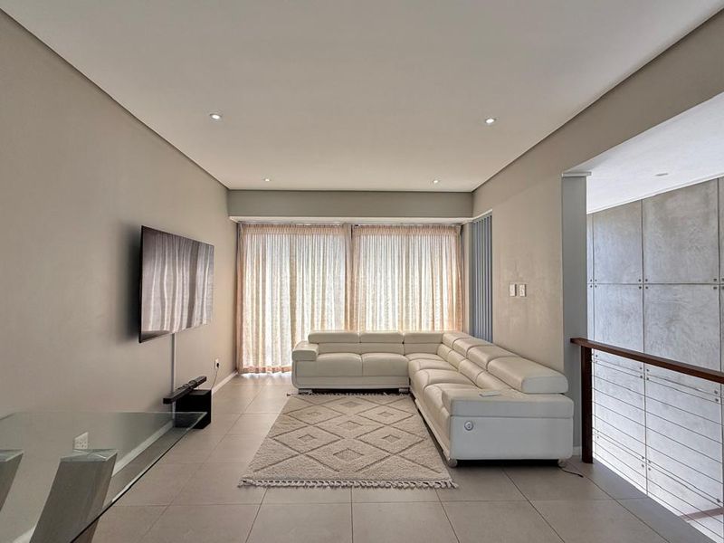 Palm Lakes Estate Rental - Photo 8