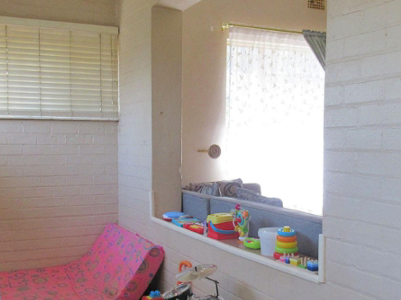 Sunny And Cosy - Photo 6