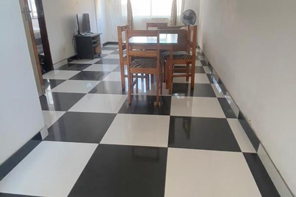 Charming 1.5 Bedroom Apartment with Modern Amenities and Convenient Location - Photo 4