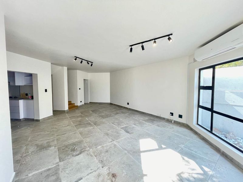 Hendra Estates - Exquisite Pet friendly 3 Bedroom Townhouse for Sale!! - Photo 8