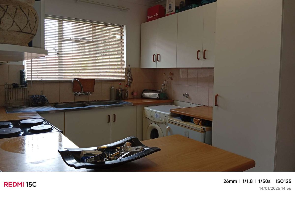 Three Bedroom Corner Townhouse with Garden & Braai - Photo 4