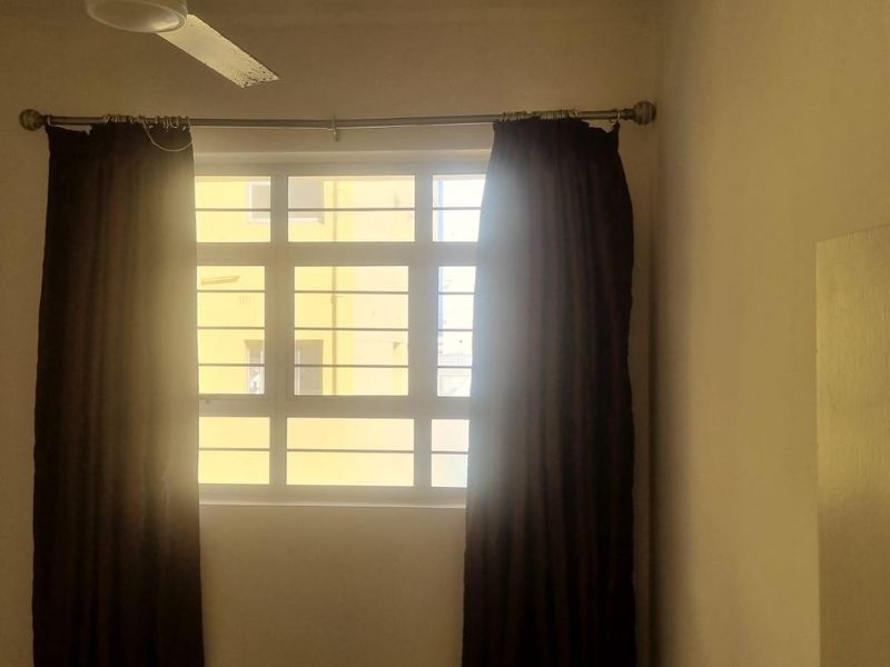 Located in South Beach on the famous "Golden Mile" Marlborough Court on Marine Parade. - Photo 9