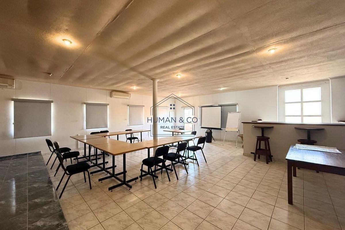 PRIME BUSINESS PROPERTY & GOING CONCERN – WALVIS BAY - Photo 4