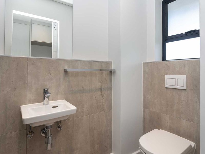 Modern Studio Apartment with Mountain Views - Ideal Investment Opportunity - Photo 8