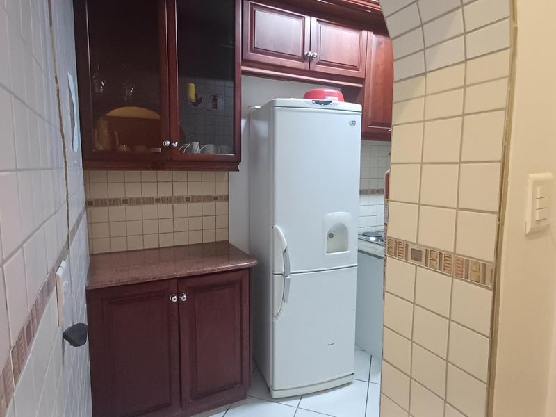 To Let (furnished) - Photo 6