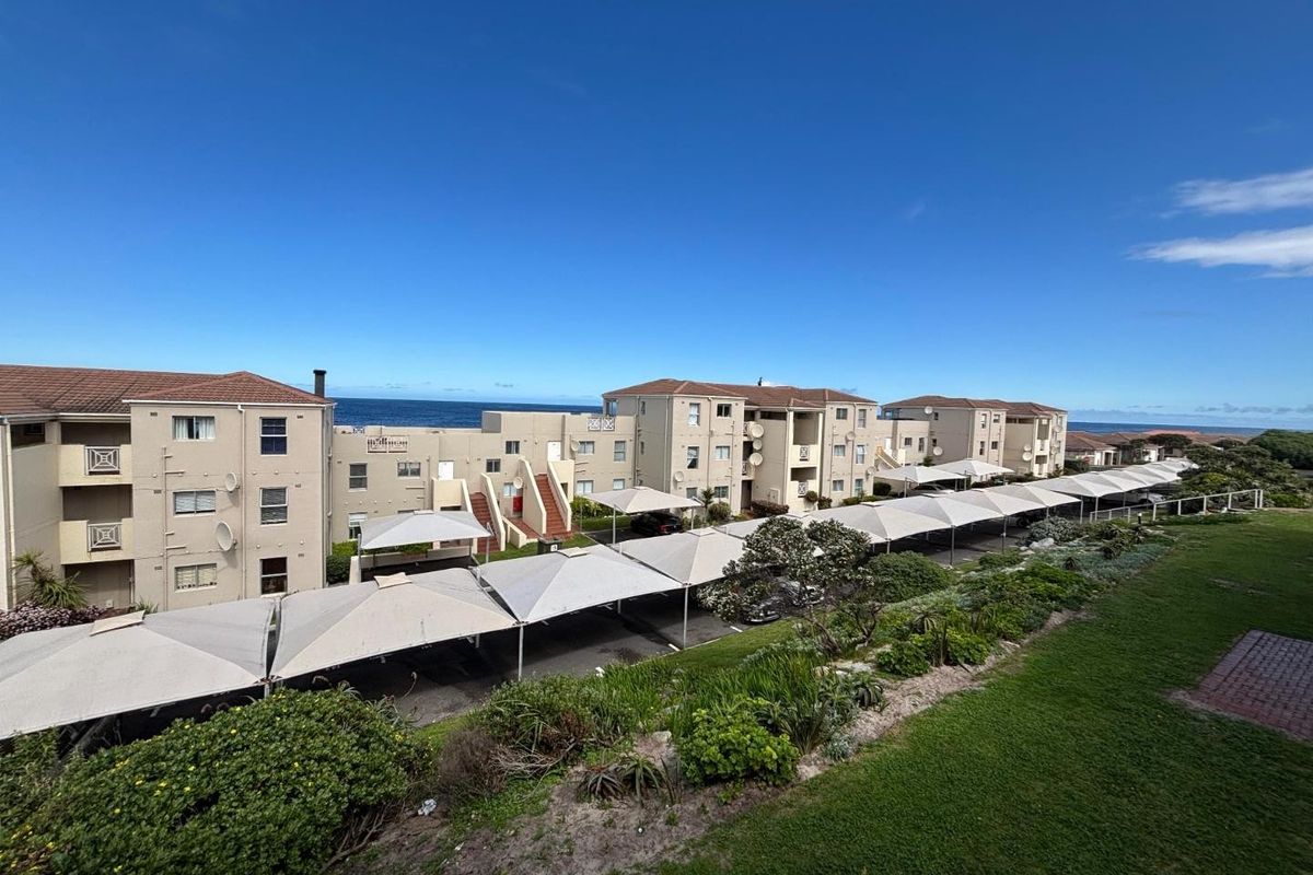 Hermanus Beach Club – 3-Bedroom Investment Opportunity - Photo 3