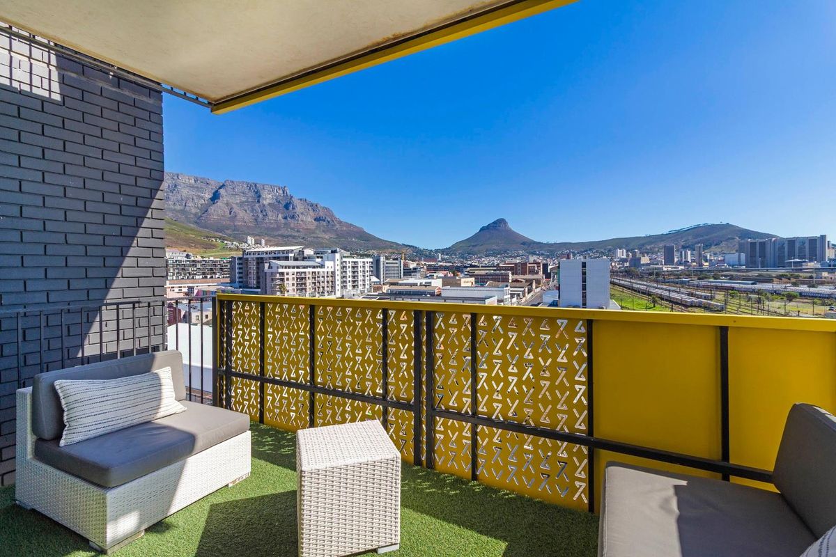 Luxury Corner Apartment with Panoramic - Photo 4