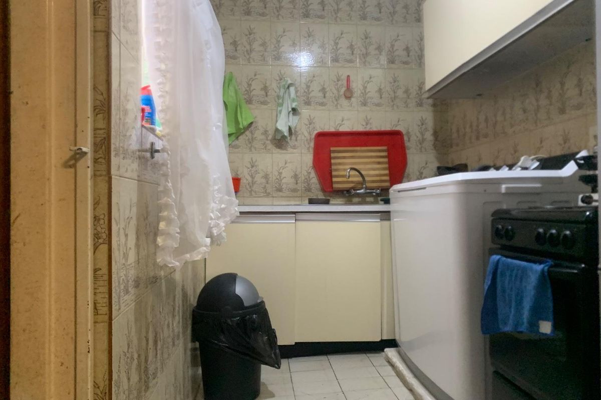 **Charming 3-Bedroom Apartment for Sale in Townview** - Photo 5