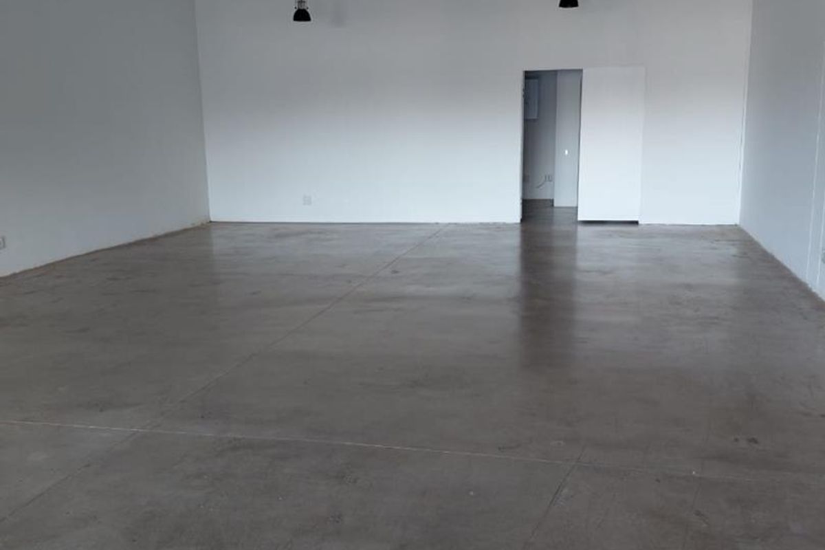 SPACE TO LET AT ST JOHNS VILLAGE LIFESTYLE CENTRE - Photo 2