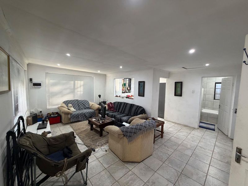 2 BEDROOM GARDEN COTTAGE TO LET - Photo 3
