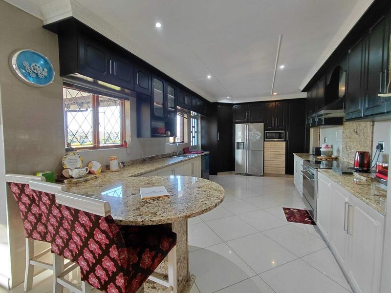 Beautiful 3-Bedroom Home in Prime Northdene Location - Photo 6