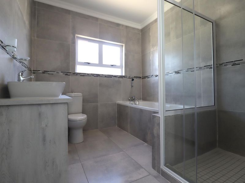 Newly Built 3-Bedroom House for sale, Swakopmund - Photo 6