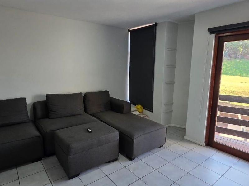 Modern 1 Bedroom Flat - Photo 3