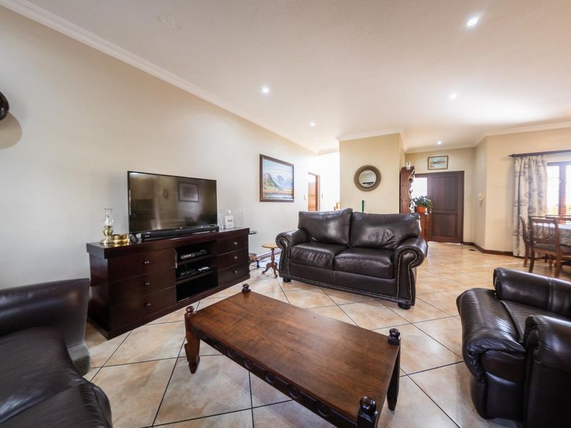 FIVE STAR RATING! - Photo 5