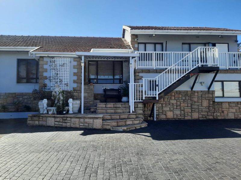 Level Land Property For Family Living - Photo 4
